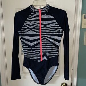 Speedo Black and White Rashguard Swimwear